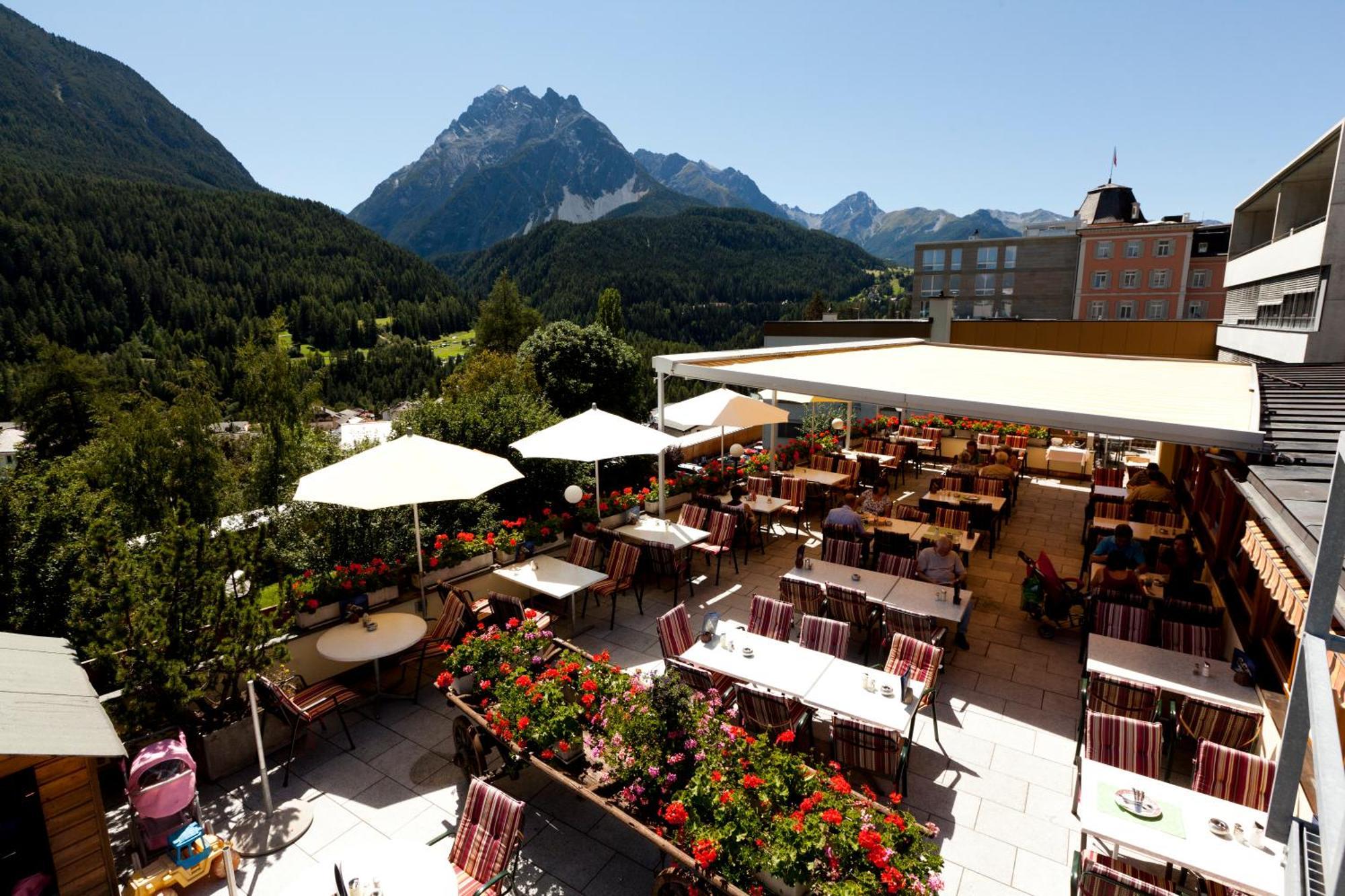 Hotel Astras Scuol Exterior photo
