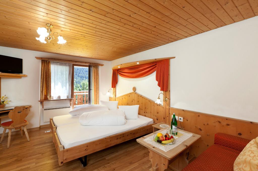 Hotel Astras Scuol Exterior photo