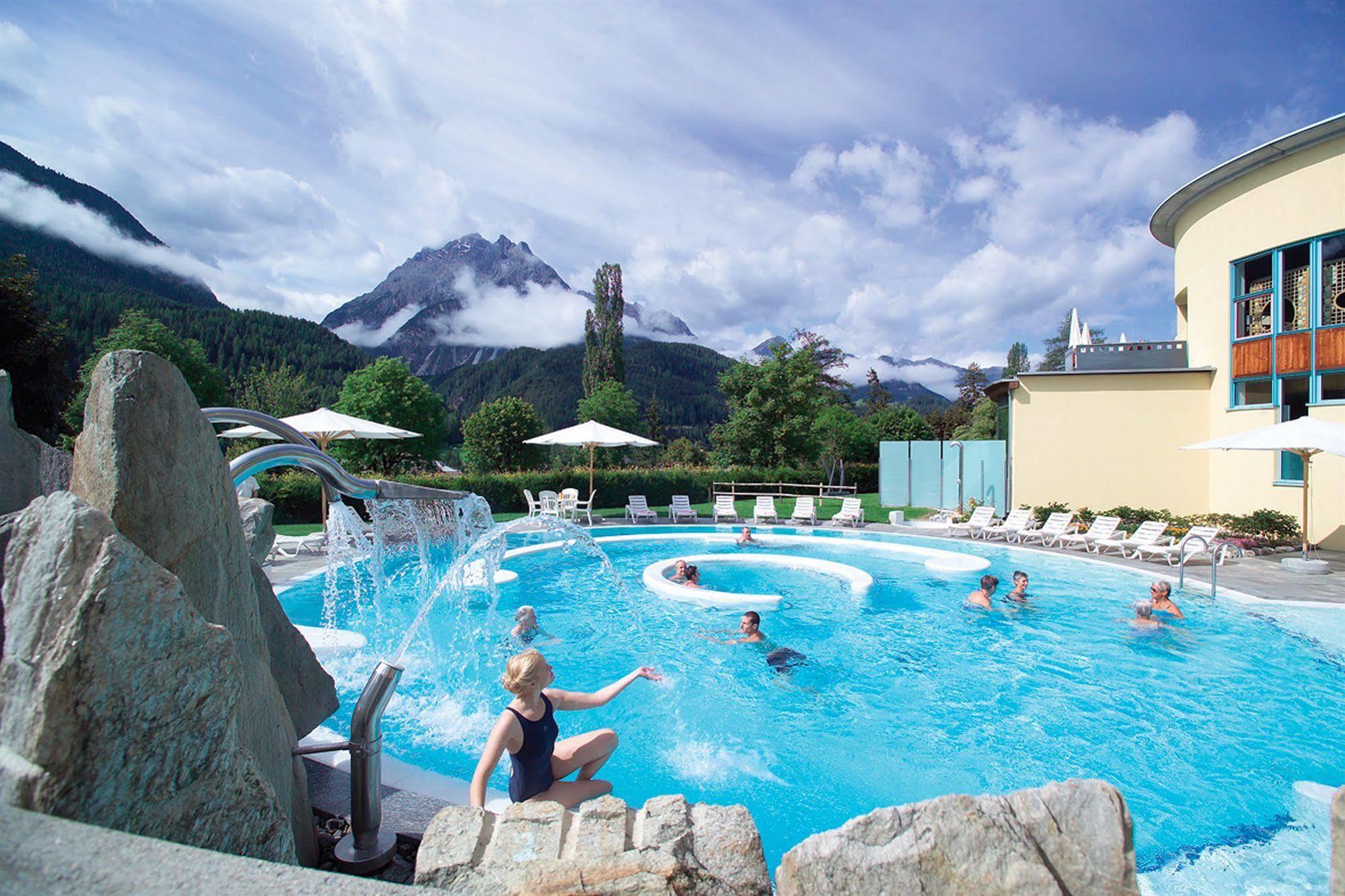 Hotel Astras Scuol Exterior photo